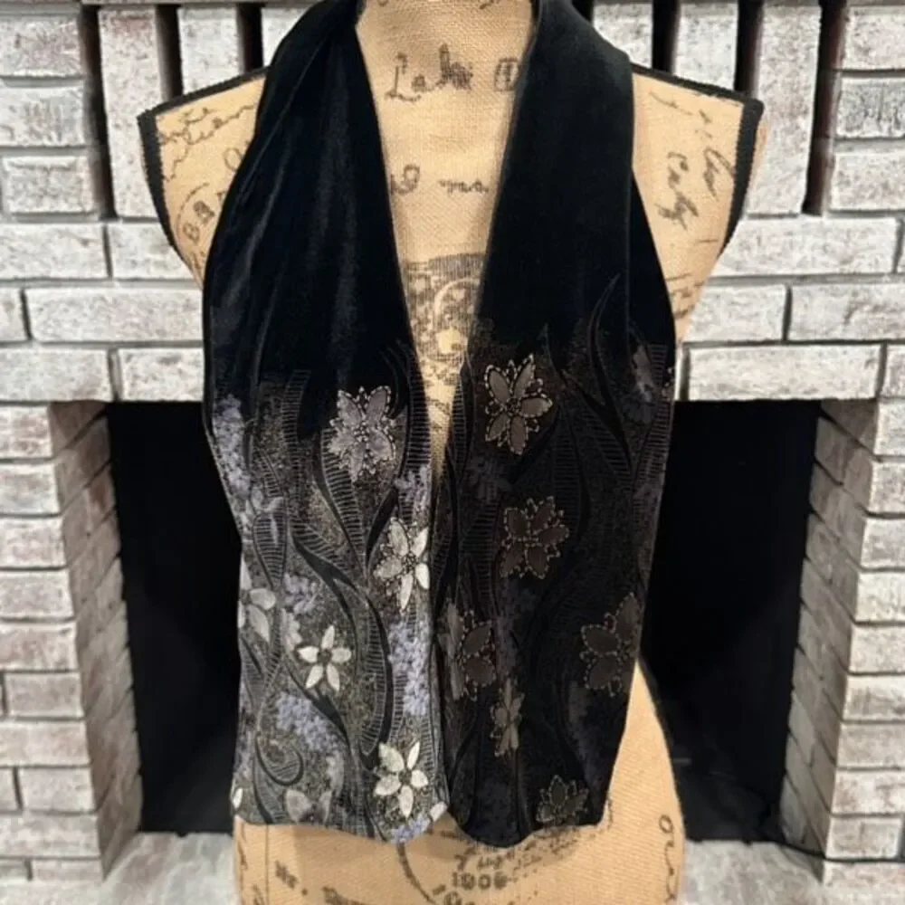 Stunning Vintage Black Velvet Embossed Scarf‎ Floral Fairy  Fairycore Whimsigoth